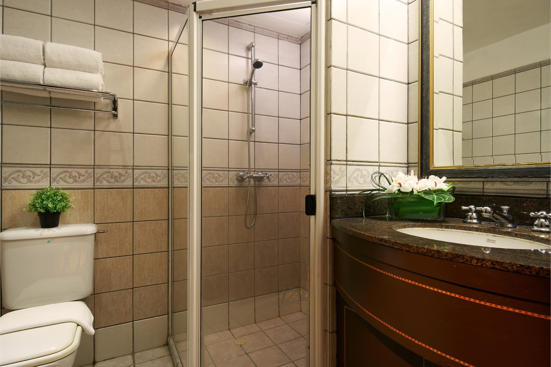 Orchard Parksuites in D09, Singapore - Photo 3