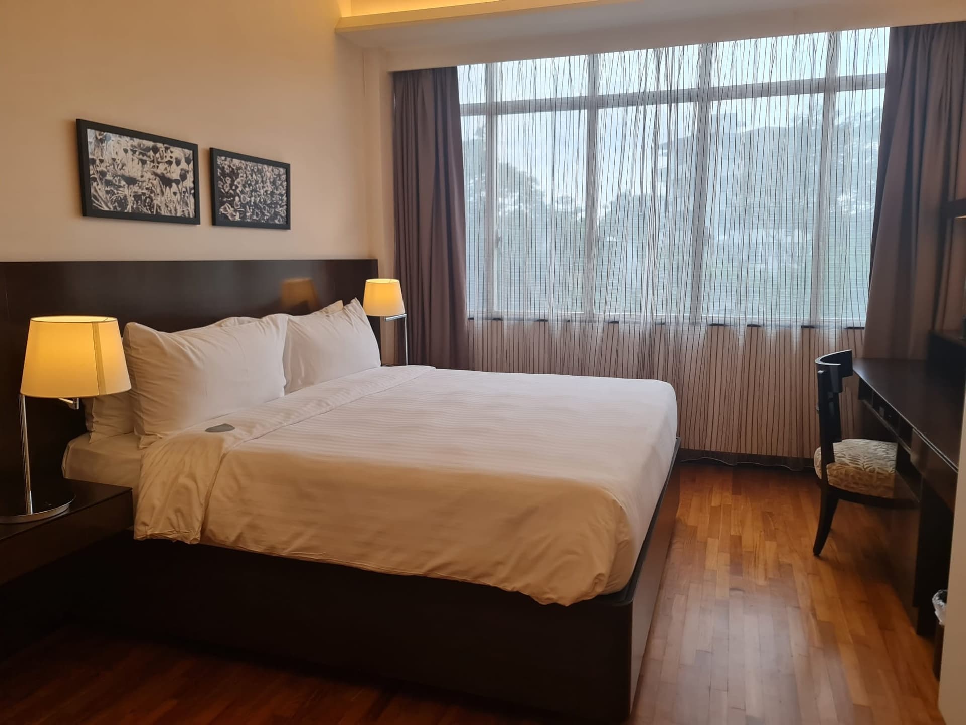 Ensuite at Orchard Scotts Residences in D10, Singapore - Photo 5