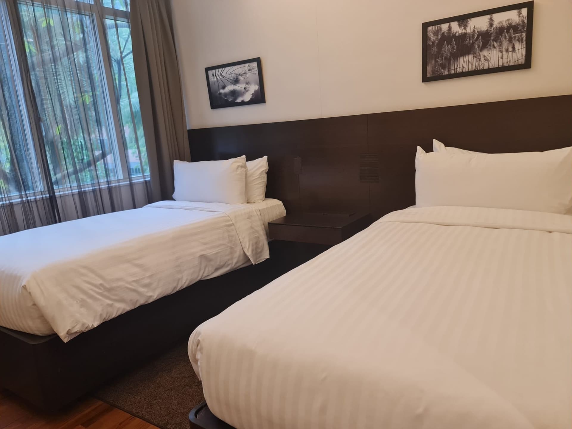 3-Bedroom at Orchard Scotts Residences in D10, Singapore - Photo 2