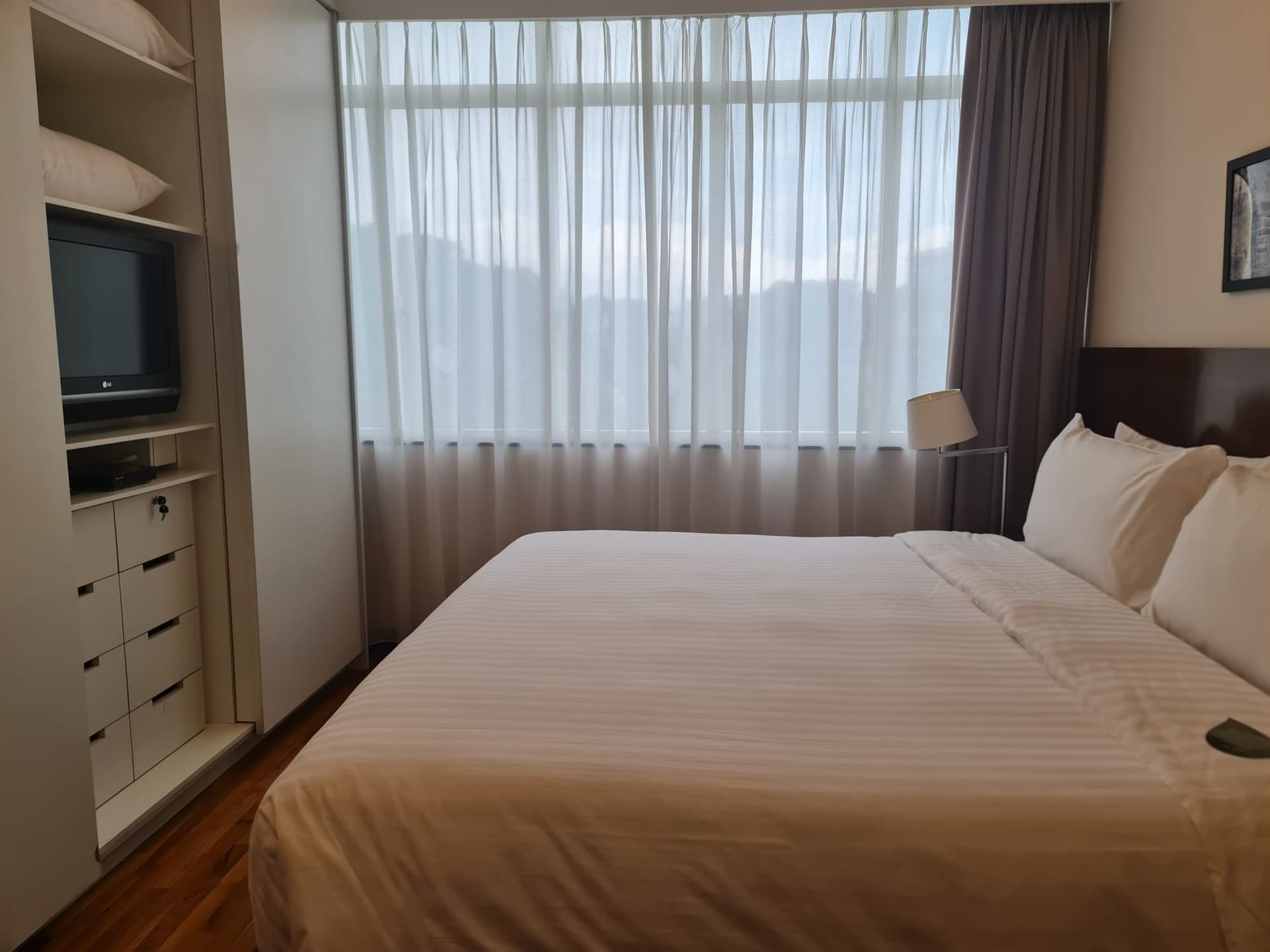 Ensuite at Orchard Scotts Residences in D10, Singapore - Photo 4