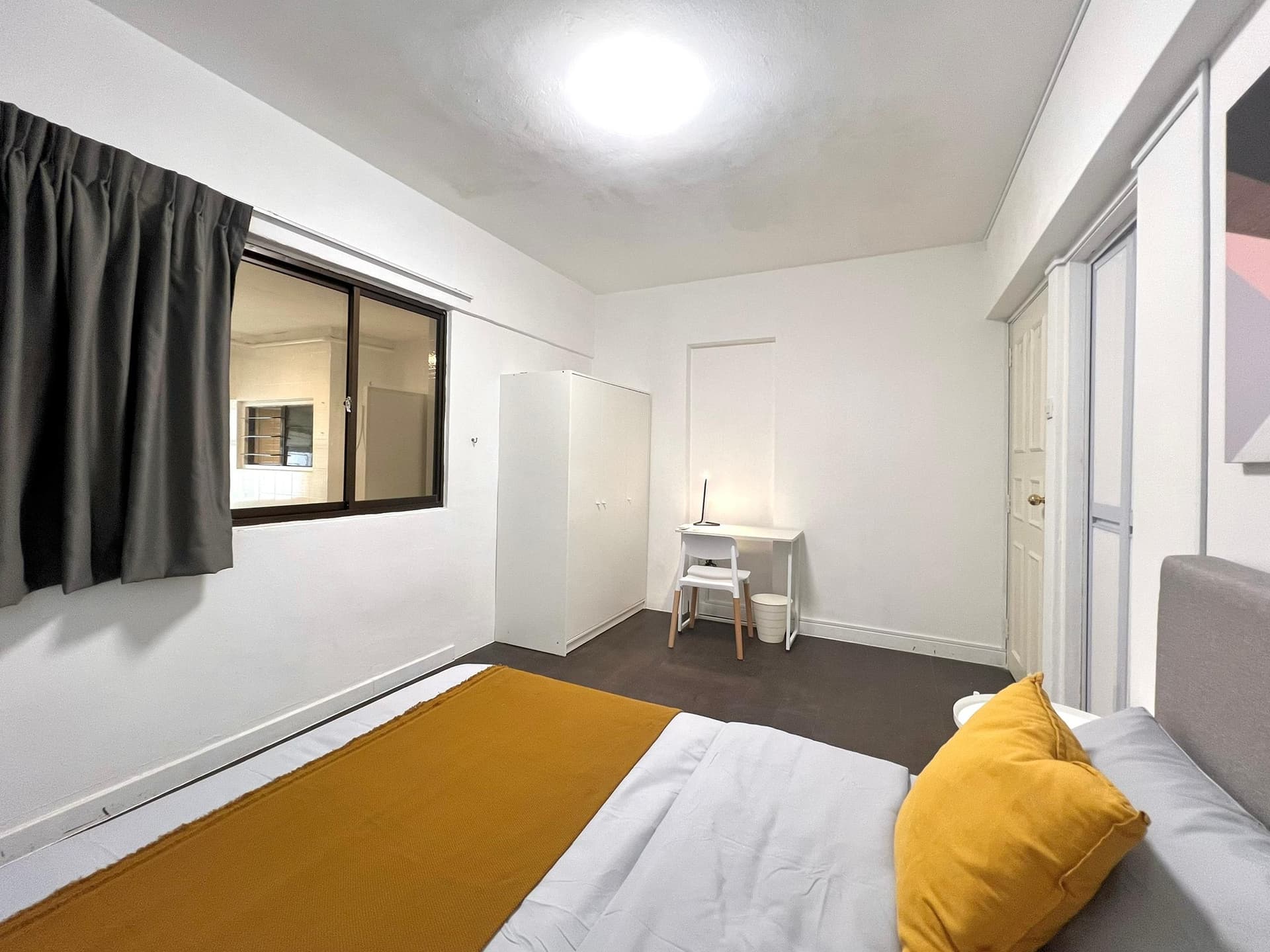 Ensuite at Pine Grove in D21, Singapore - Photo 3