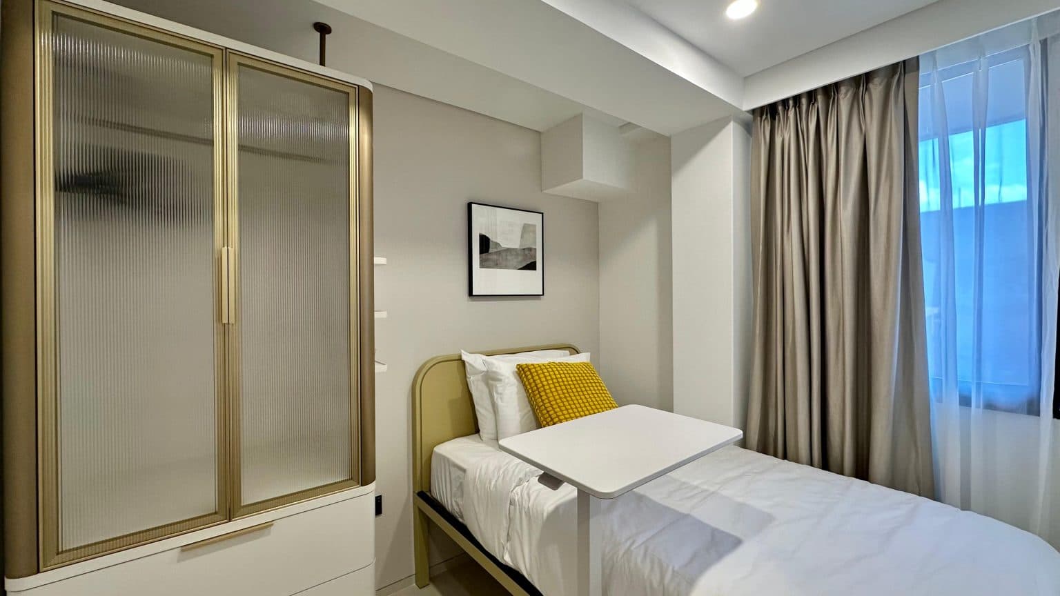 Ensuite at SERENE LIVING in D10, Singapore - Photo 2