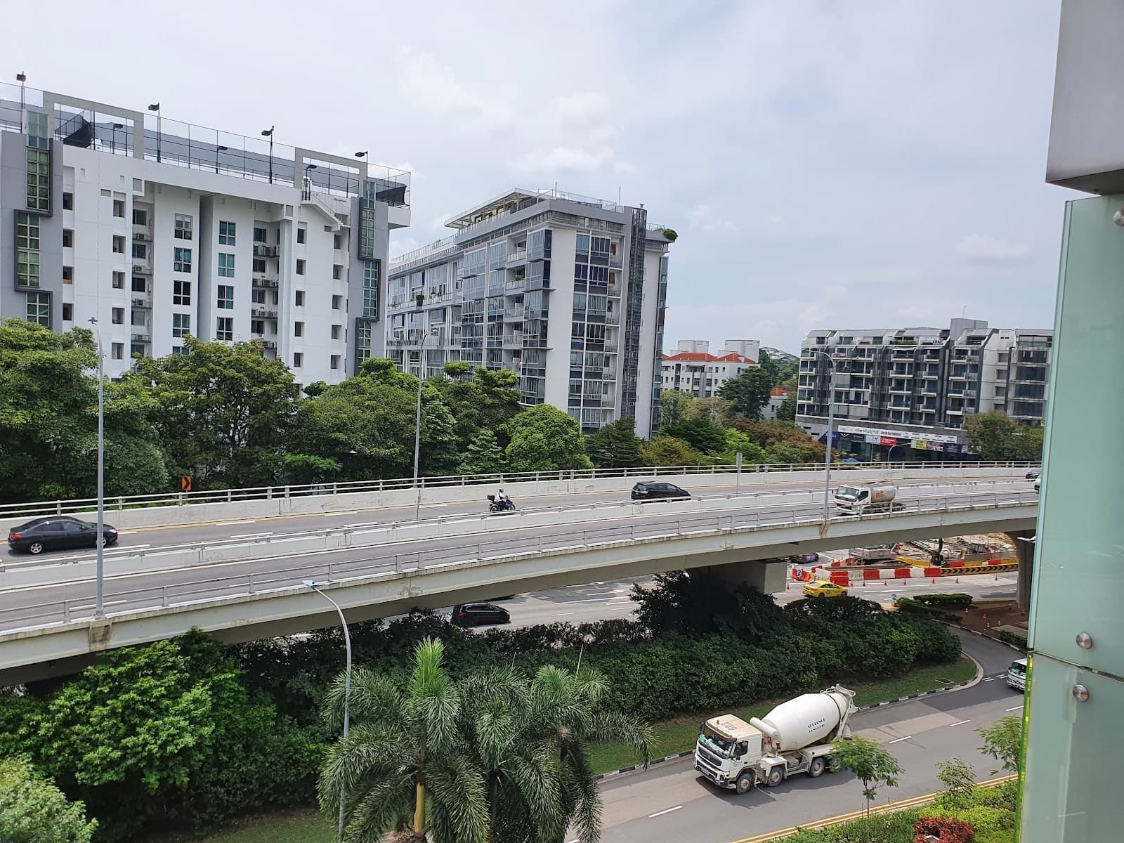Sherwood Towers in D21, Singapore - Photo 2