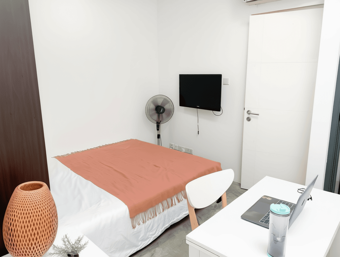 Studio at South Buona Vista Road in D05, Singapore - Photo 2