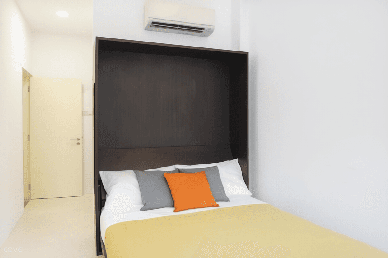 Studio at South Buona Vista Road in D05, Singapore - Photo 3