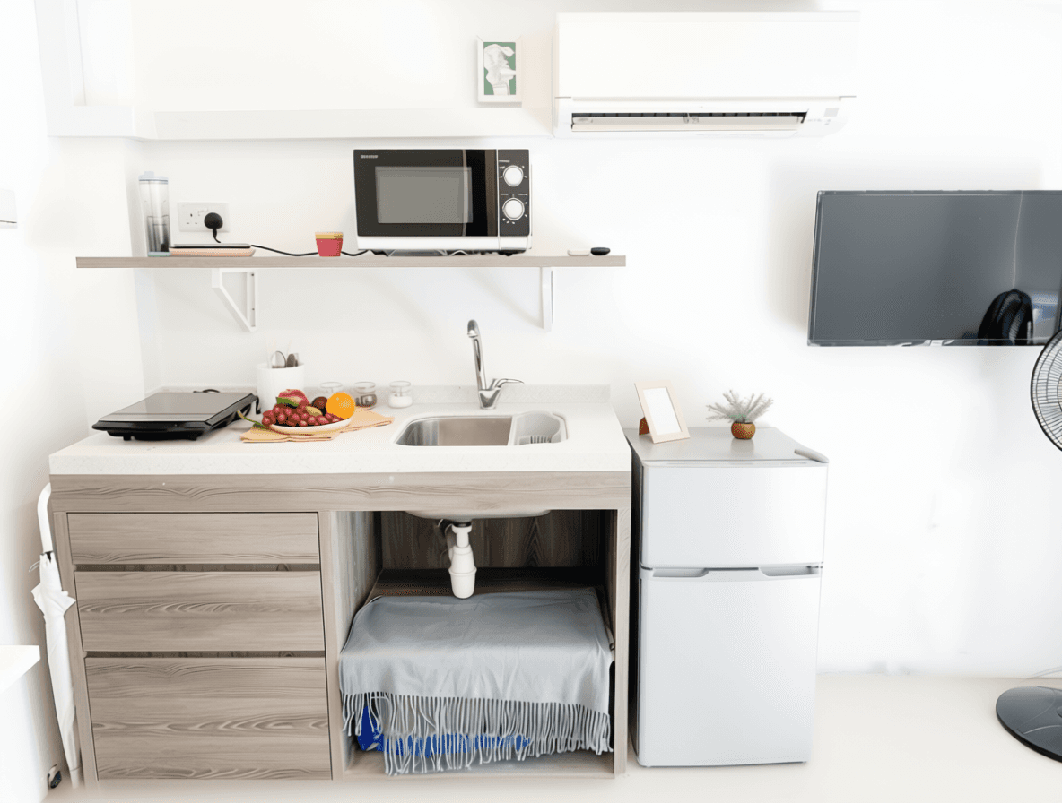 Studio at South Buona Vista Road in D05, Singapore - Photo 4