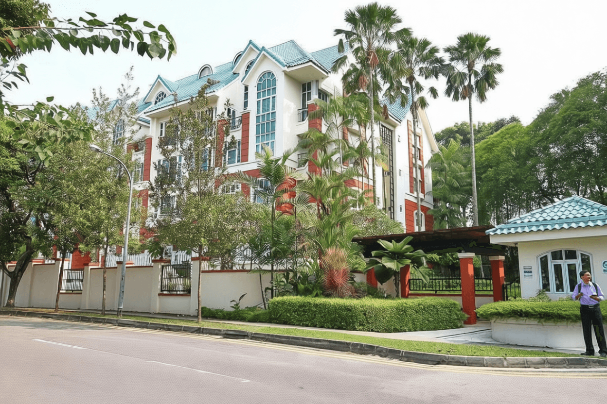 Sunrise Gardens in D28, Singapore - Photo 3
