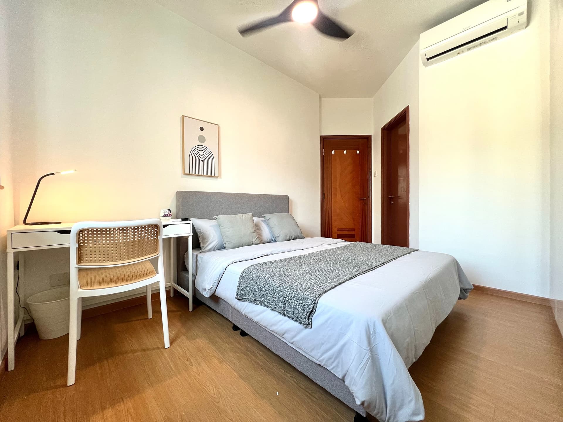 Master Ensuite at Sunshine Plaza