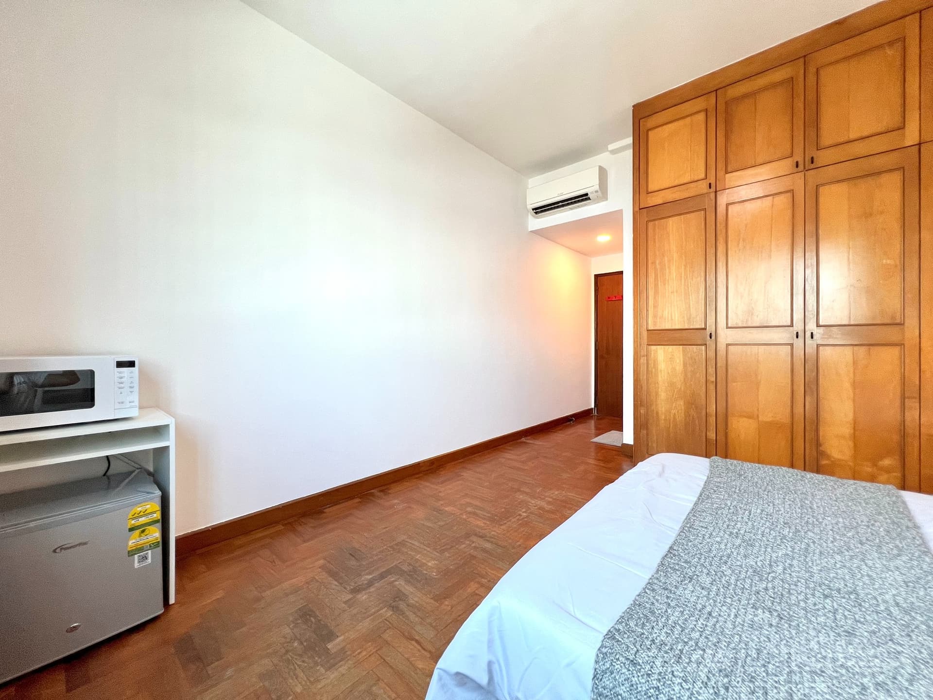 Ensuite at The Anchorage in D03, Singapore - Photo 3