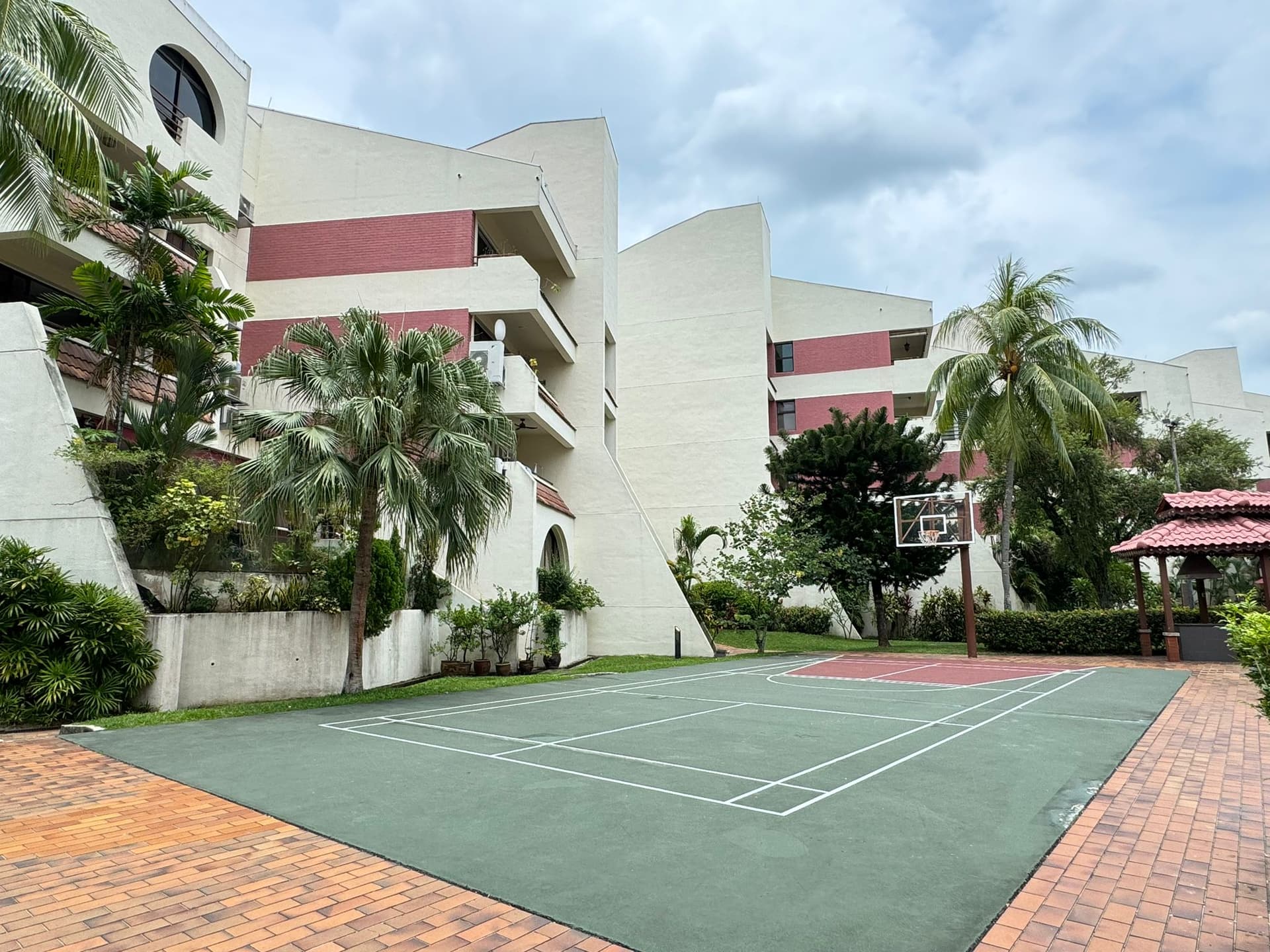 THE HACIENDA in D15, Singapore - Photo 2