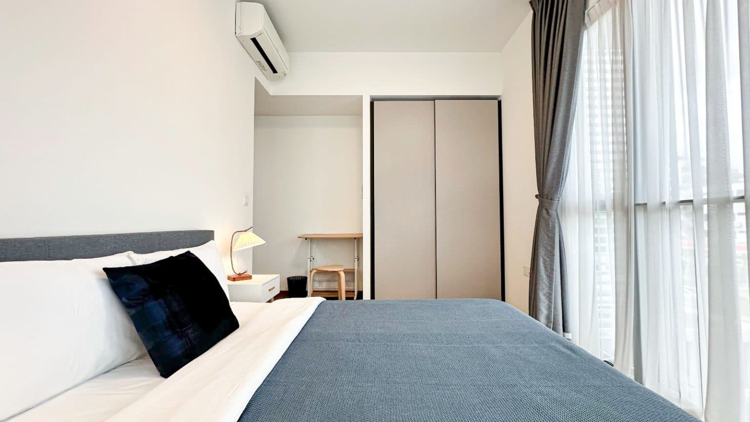 Ensuite at THE VERANDAH RESIDENCES in D05, Singapore - Photo 2