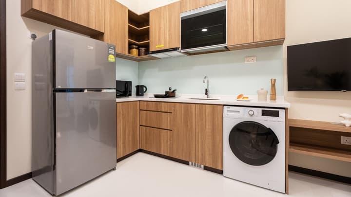 Ensuite at Weave Residences – East Coast in D15, Singapore - Photo 4