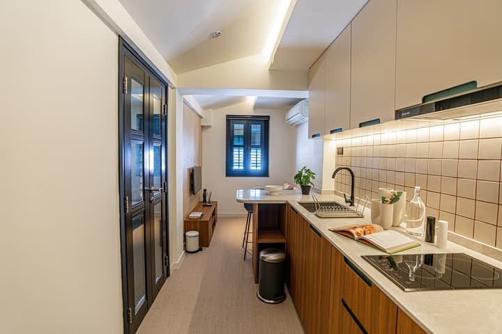 Ensuite at Weave Suites – Midtown in D7, Singapore - Photo 2