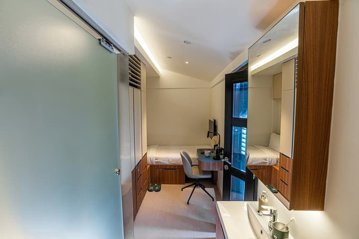 Urban Suite at Weave Suites – Midtown